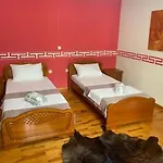 Christina's House With 2 Bedrooms And Free Parking Gjirokastër