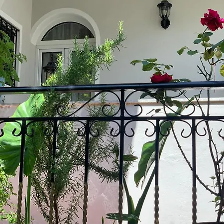 Villa Christina's House With 2 Bedrooms And Free Parking