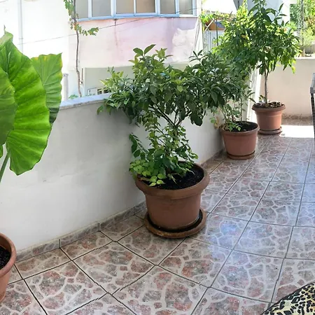 Christina's House With 2 Bedrooms And Free Parking Villa *